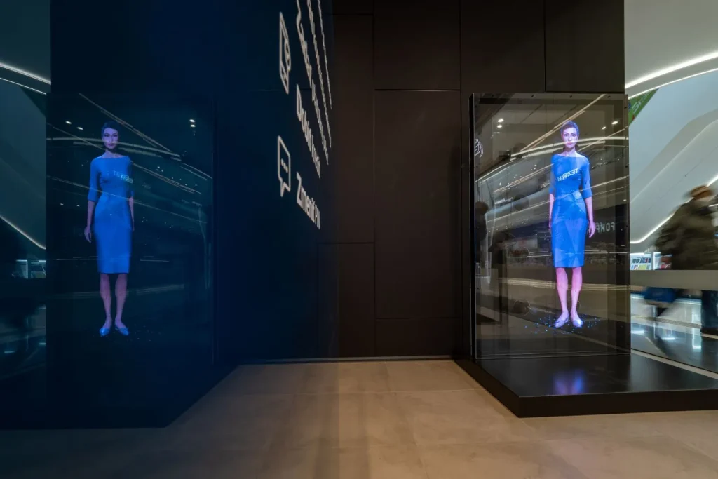 Ngân hàng Slovenska Sporitelna sử dụng trợ lý ảo công nghệ Hologram