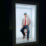 Walmart "hồi sinh" nhà sáng lập với công nghệ Hologram