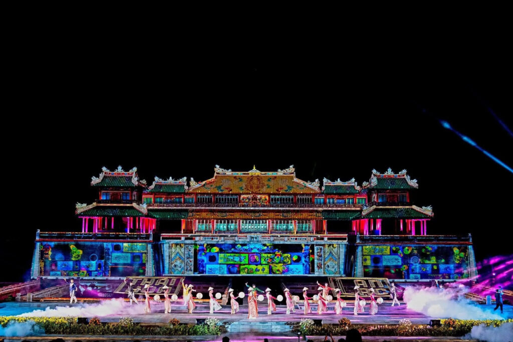 3D-mapping-ở-Ngọ-Môn-Huế